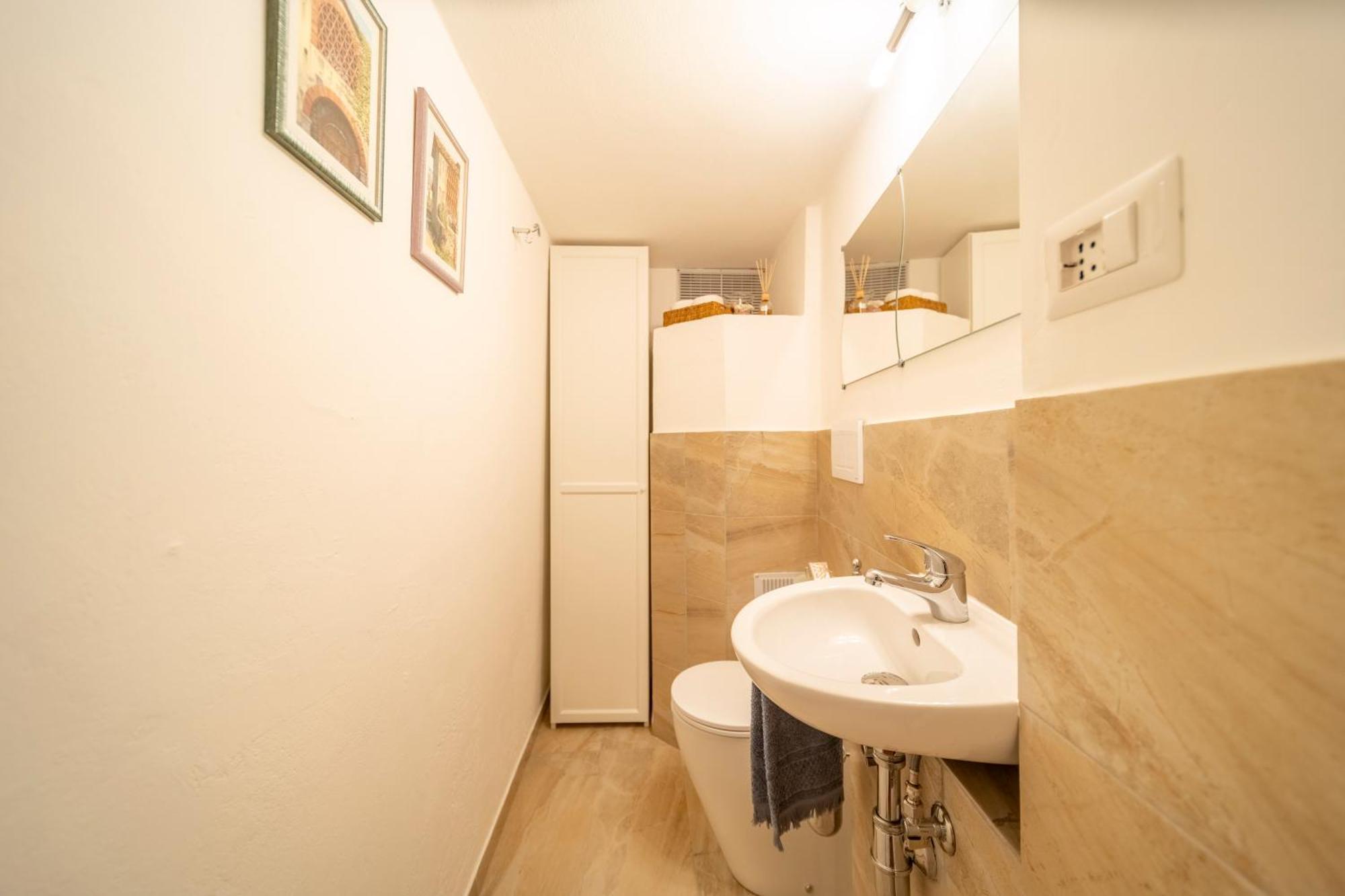 Loving Santo Spirito Apartamento Florencia