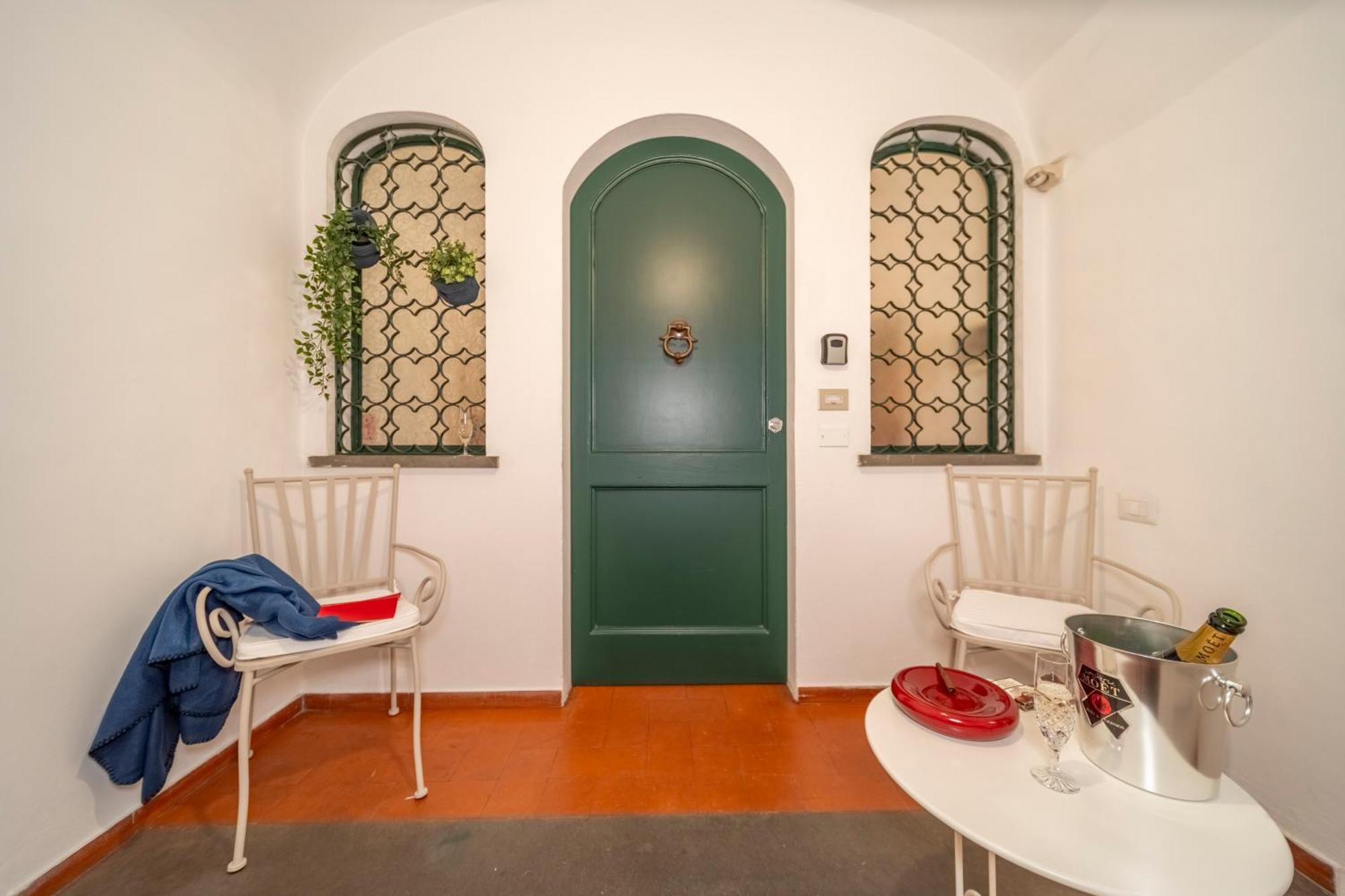 Loving Santo Spirito Florencia